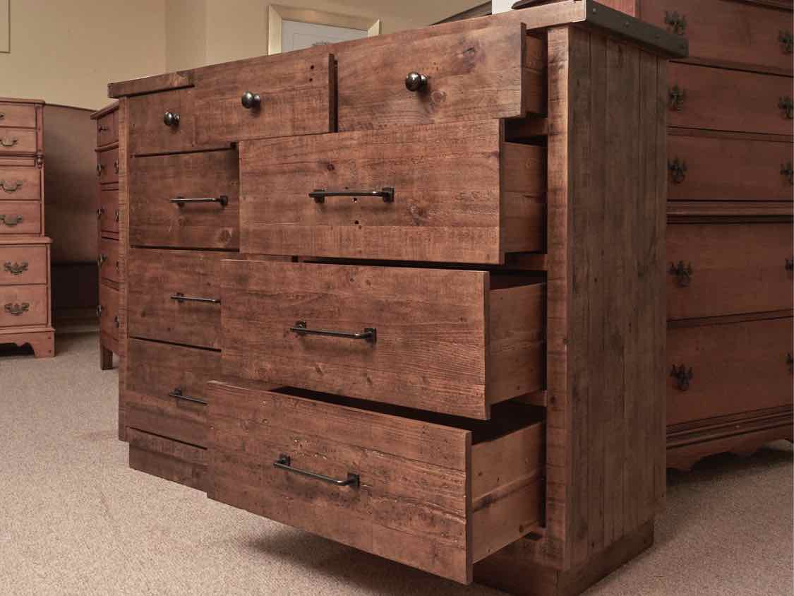 Pottery Barn Elm Wood Plank Top  Dresser with 9 Drawers