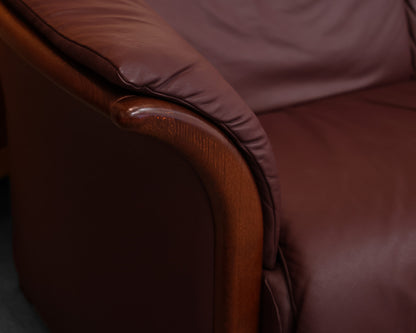 Ekornes Sofas Leather 3-Cushion Sofa