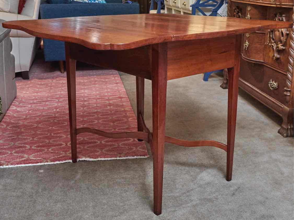 Scalloped  Cherry Drop Leaf Accent Table