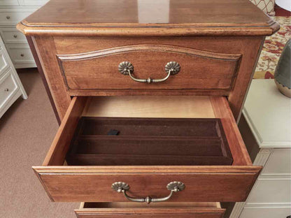 Ethan Allen French Country 7 Drawer Lingerie  Chest