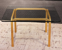 Glass Top coffee Table w/Natural Frame