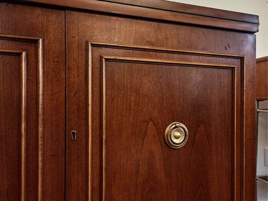 Mahogany Hollywood Regency Style Bar Cabinet