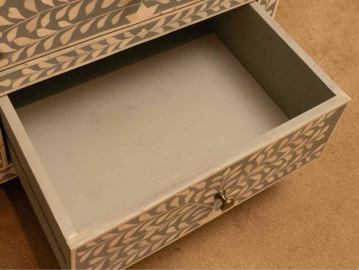 Boston Interiors  Dove Gray With Ivory Bone Inlay 1 Door & 3 Drawer Chest