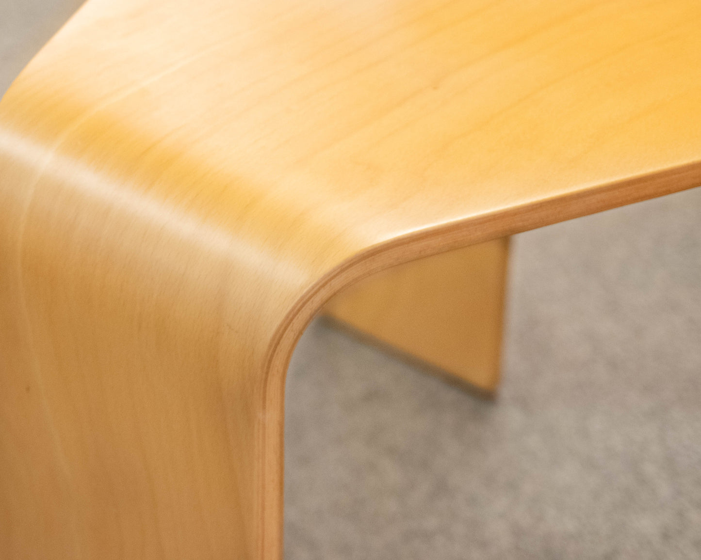 Ekornes Corner Table in Maple