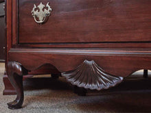 Solid Mahogany Queen Anne 5 Drawer Chest