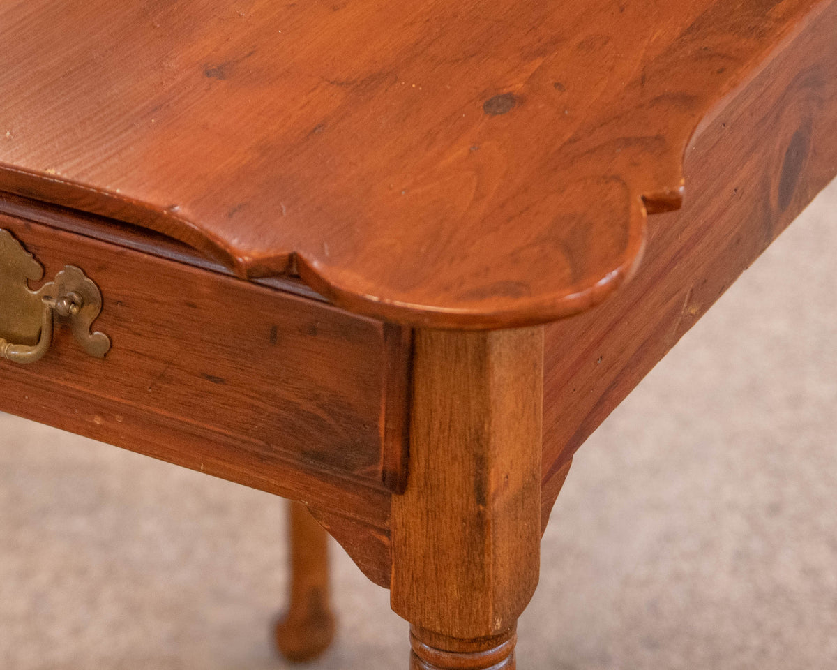 Pine Scalloped Porringer Top Side Table W/Brass Chippendale 1 Drawer Pull
