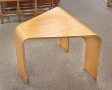 Ekornes Corner Table in Maple