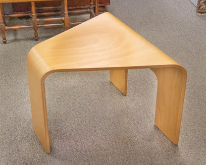Ekornes Corner Table in Maple