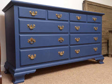 Pennsylvania House 'Delphinium' Finish 10 Drawer  Dresser
