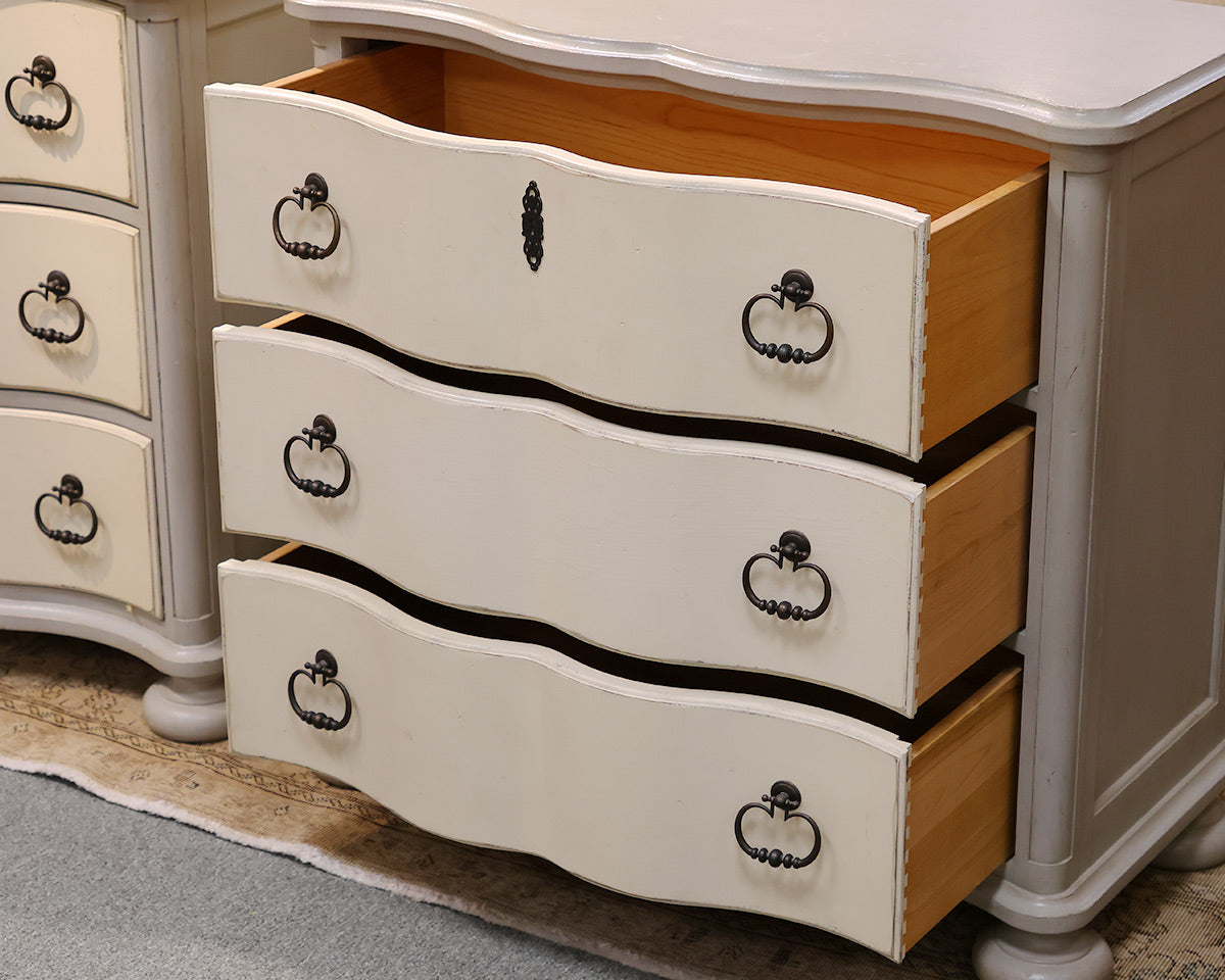 Pair of Universal Oyster Shell Accent Chests