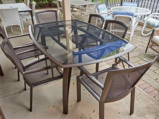 Brown Jordan Outdoor Dining Table & Set of Six Chairs