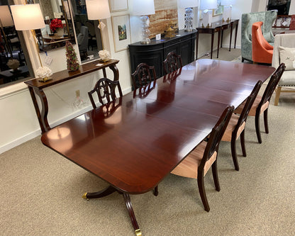 Kindel Banded Mahogany Dining Table & Set of 6 Shieldback Chairs