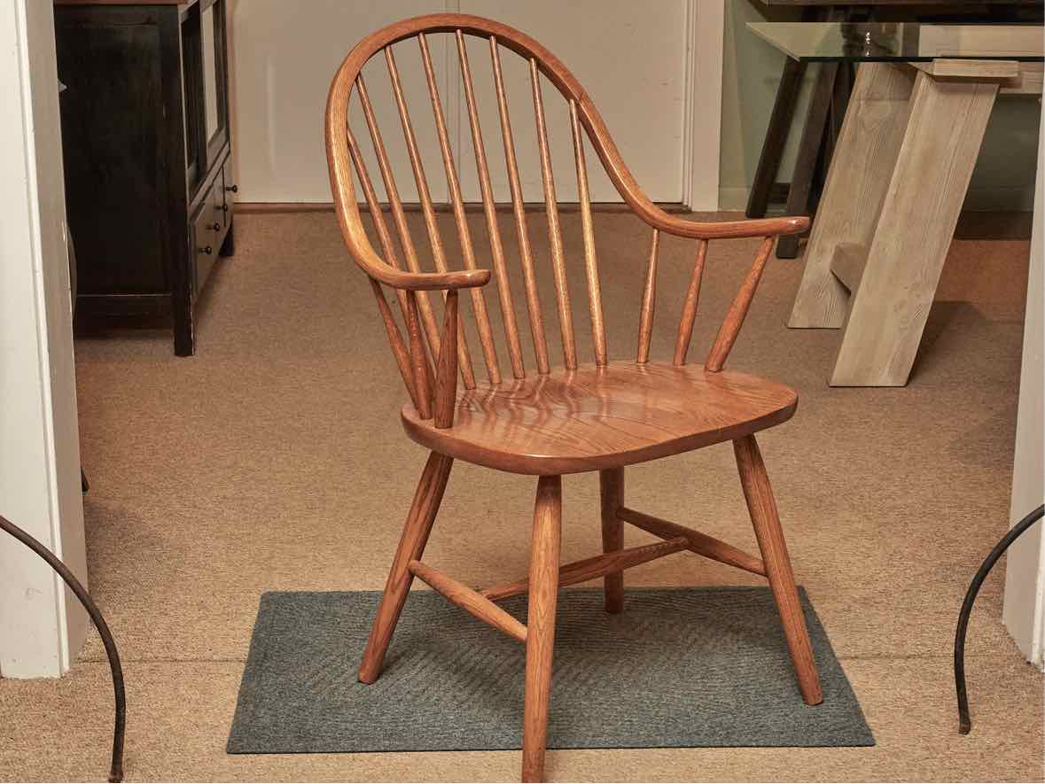 Oak Dining Table & 6  Bow Back Chair Set
