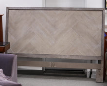 Riverside White Washed King Bed