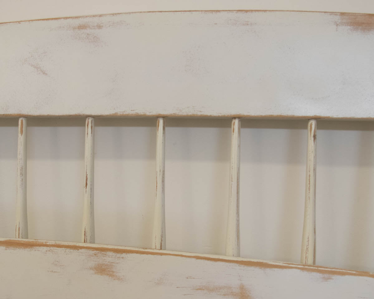 Moosehead Distressed Ivory Full Bed