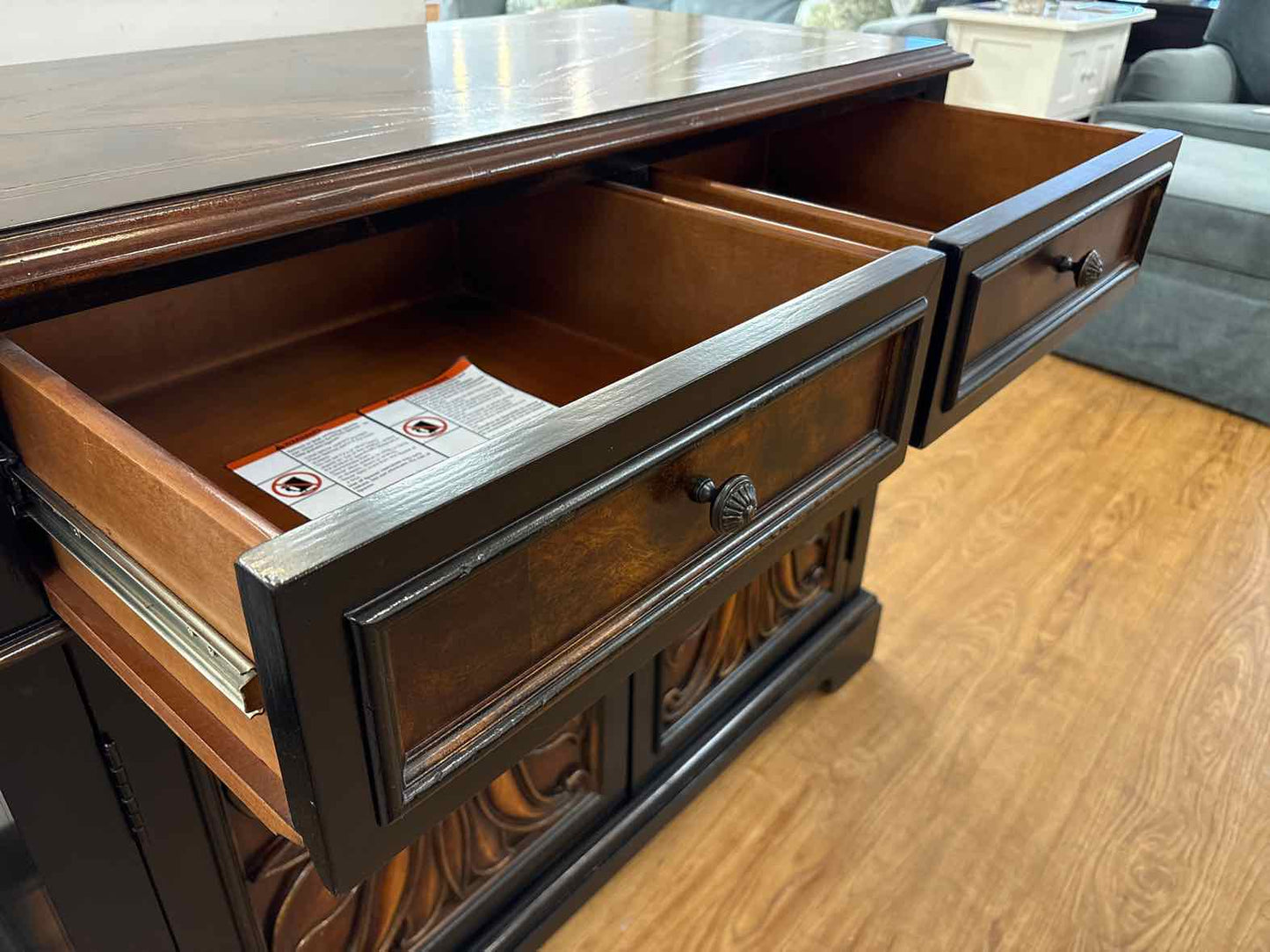 Hooker 'Grandover' Accent Chest