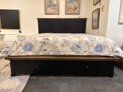A America 'Stormy Ridge' King Storage Bed in Black