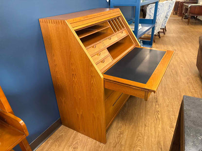 Sun Cabinet Company Roll Top Secretary Desk