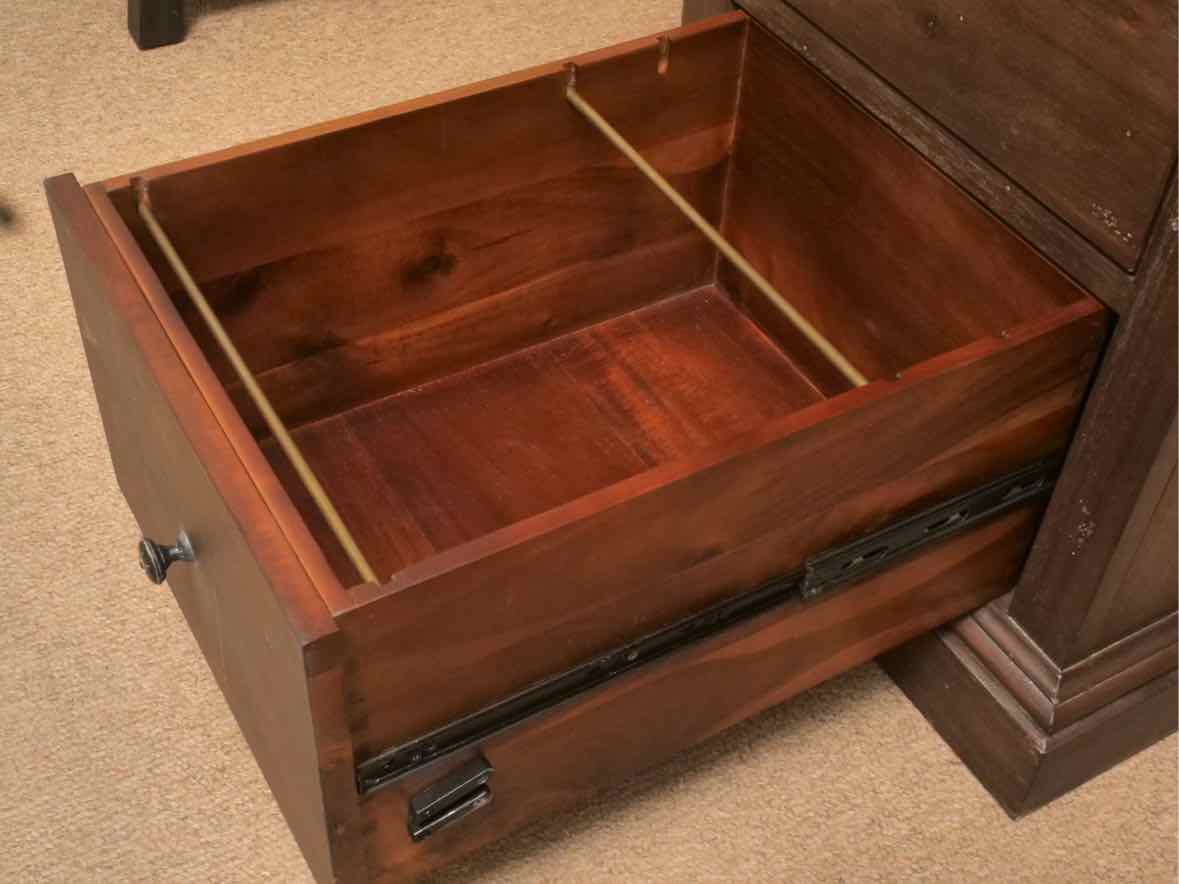 RH 2 Drawer File Cabinet with 2 Drawers