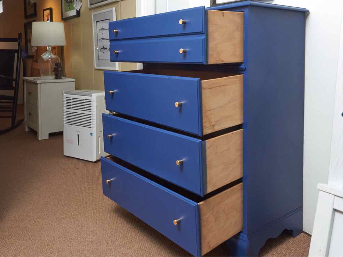 Custom Finish 'Encore Blue' 4 Drawer Chest