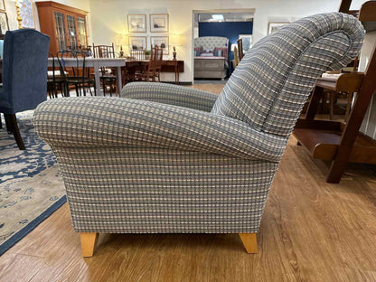 Sherrill Furniture Pair of Arm Chairs w/ Ottomans