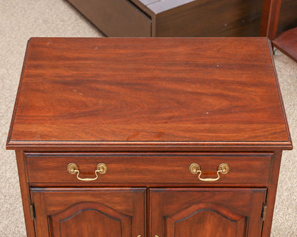 Henkel Harris One Drawer Mahogany Nightstand W/ Two  Doors