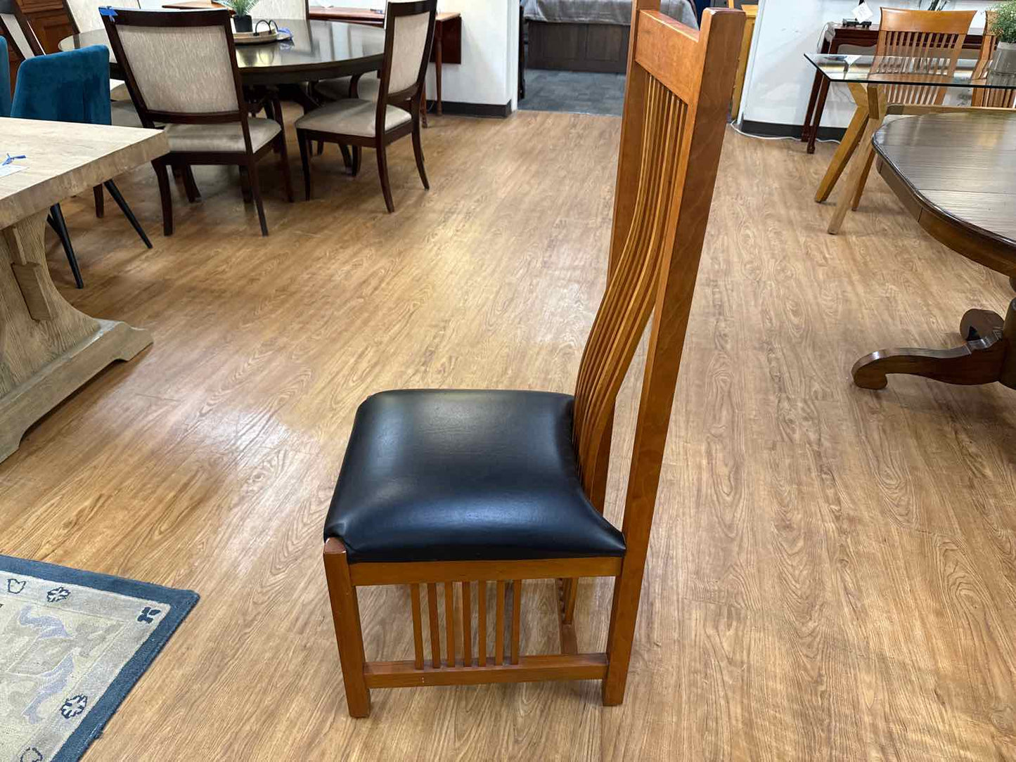 Mastercraft Cherry Mission-Style Table & 6 Chair Set