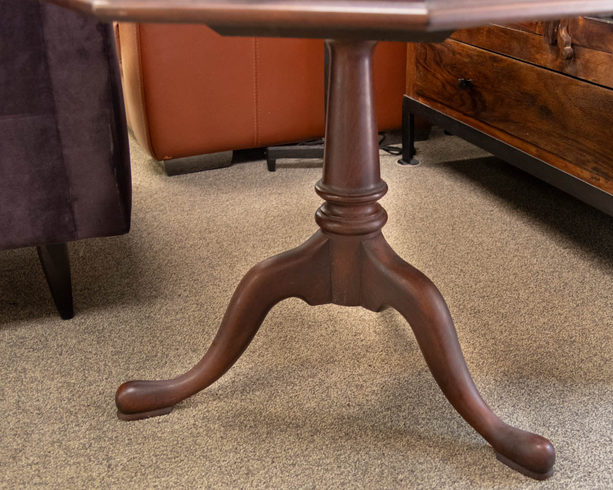 Henkel Harris Octagonal Side Table on Pedestal Base