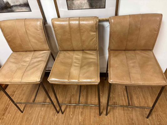 Classic Concept Inc 'Mayer' Set of 3 Counter Stools