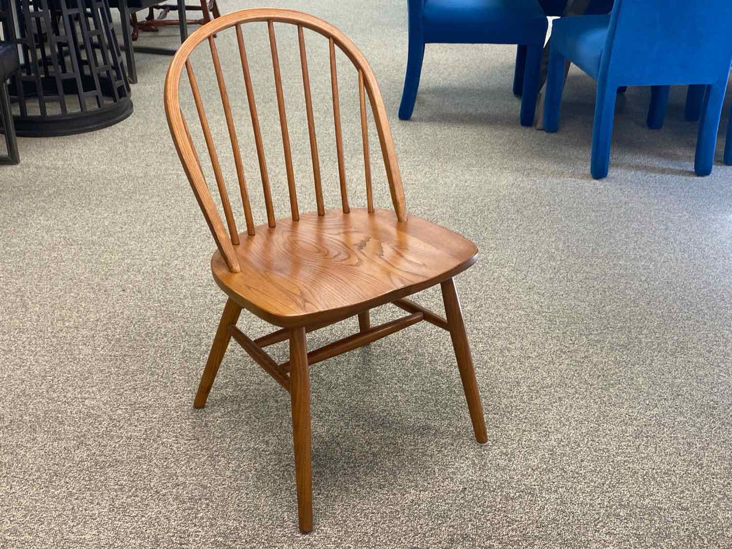 Set of 6 Nichols & Stone 'Claud Bunyard' Windsor Oak Dining Chairs