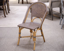 Serena & Lily Set of (6) Chairs