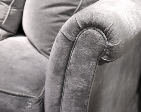 Skirted Rolled Arm Chaise