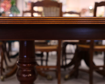 Ethan Allen Double Pedestal Mahogany Dining Table with 2 Leaves