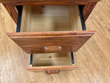 Oak 2-drawer File Cabinet