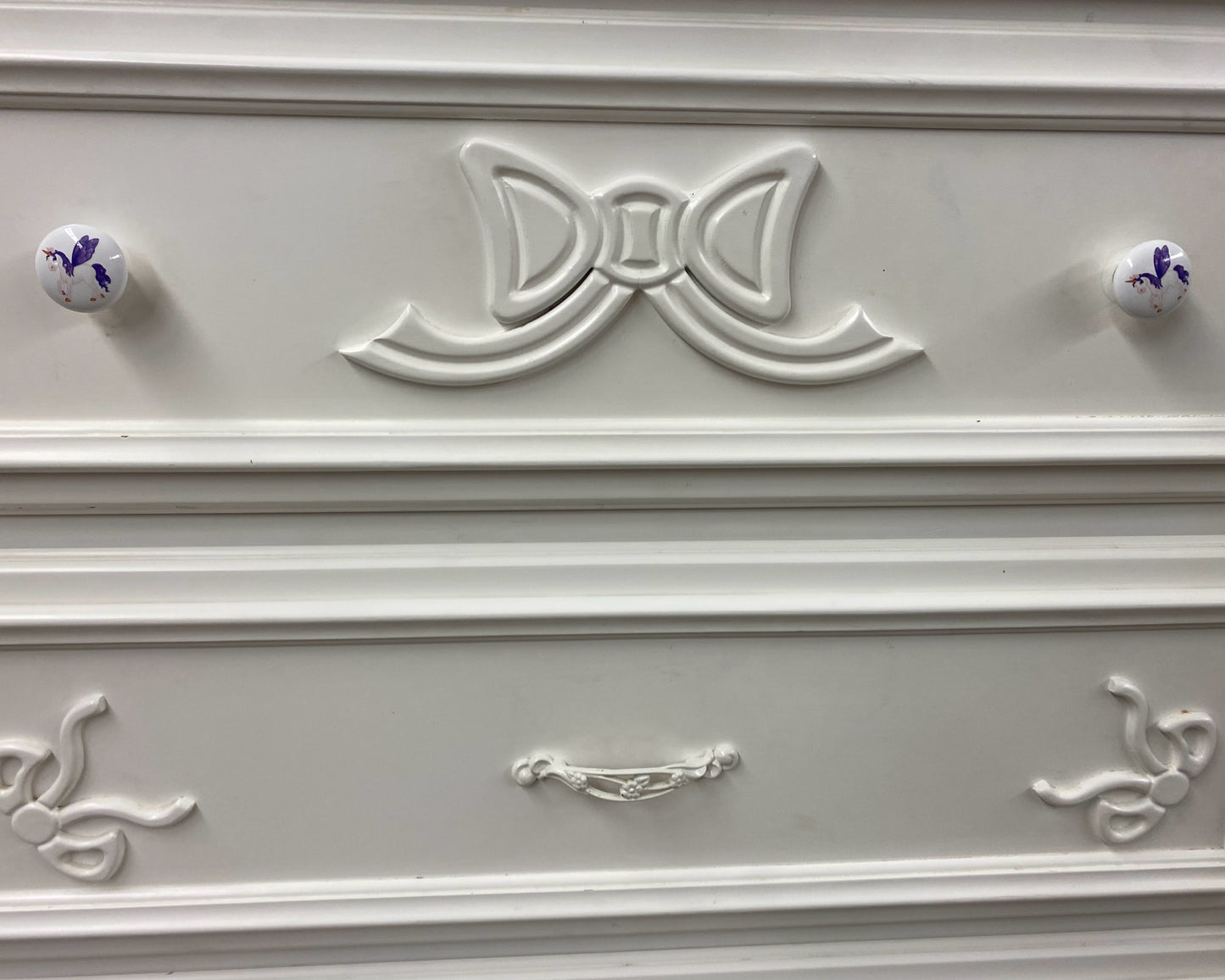 Disney Enchanted Princess Ivory 4 Drawer Chest with Bow Accents