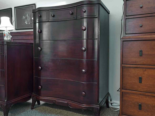 Mahogany Serpentine 5 Drawer Chest