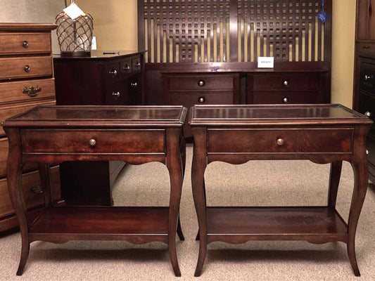 Pair Of Bernhardt 1 Drawer & Lower Shelf Side Table/  Nightstands
