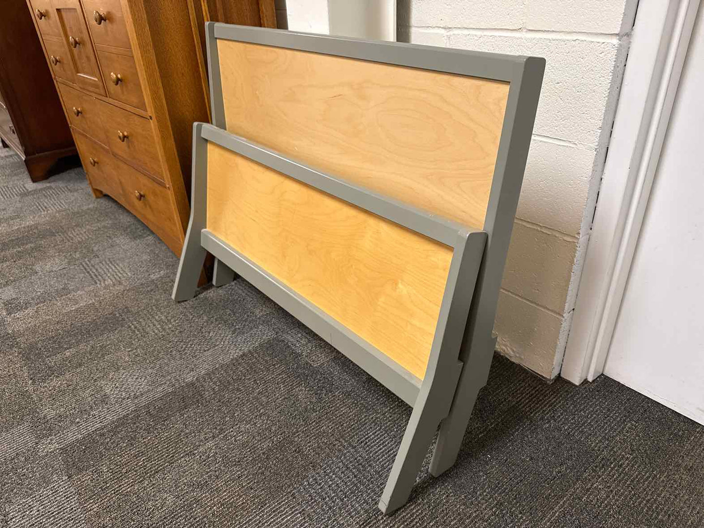 Oeuf 'Sparrow' Gray & Birch Twin Bed