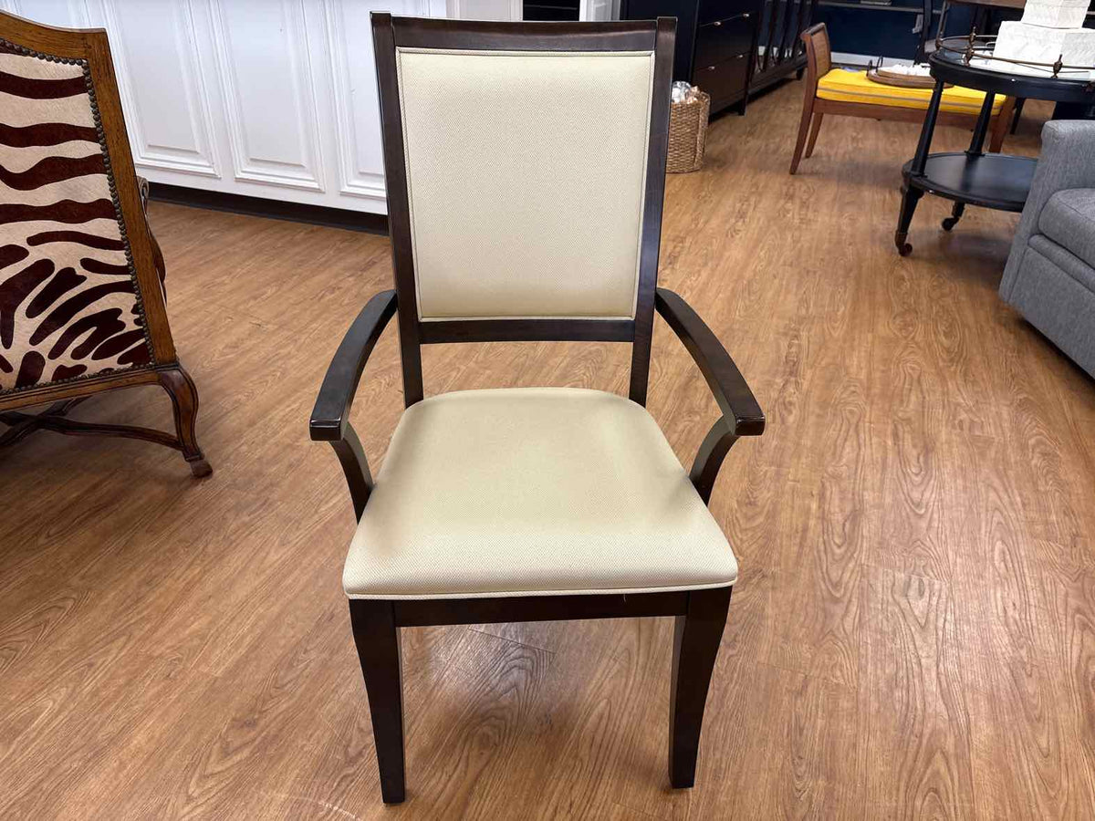Home Meridian 'Quinton' Table w/ 6 'Quinton' Dining Chairs