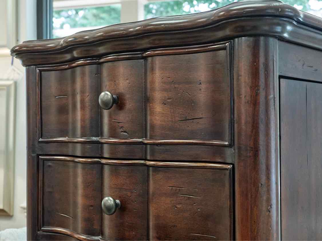 Hooker Furniture Jewelry Chest in Dark Cherry Finish