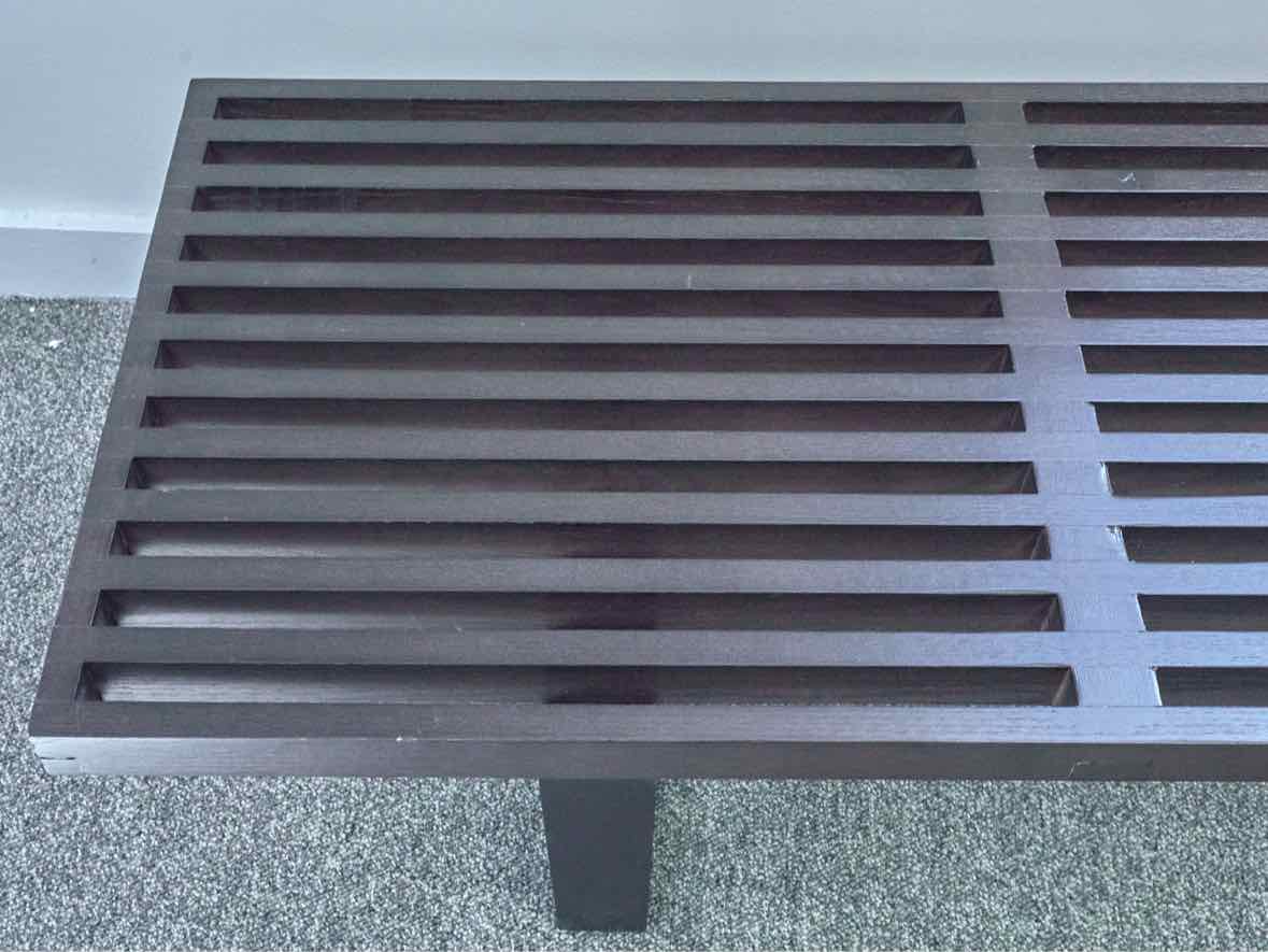 Wood Spa Bench w/ Black Finished Legs