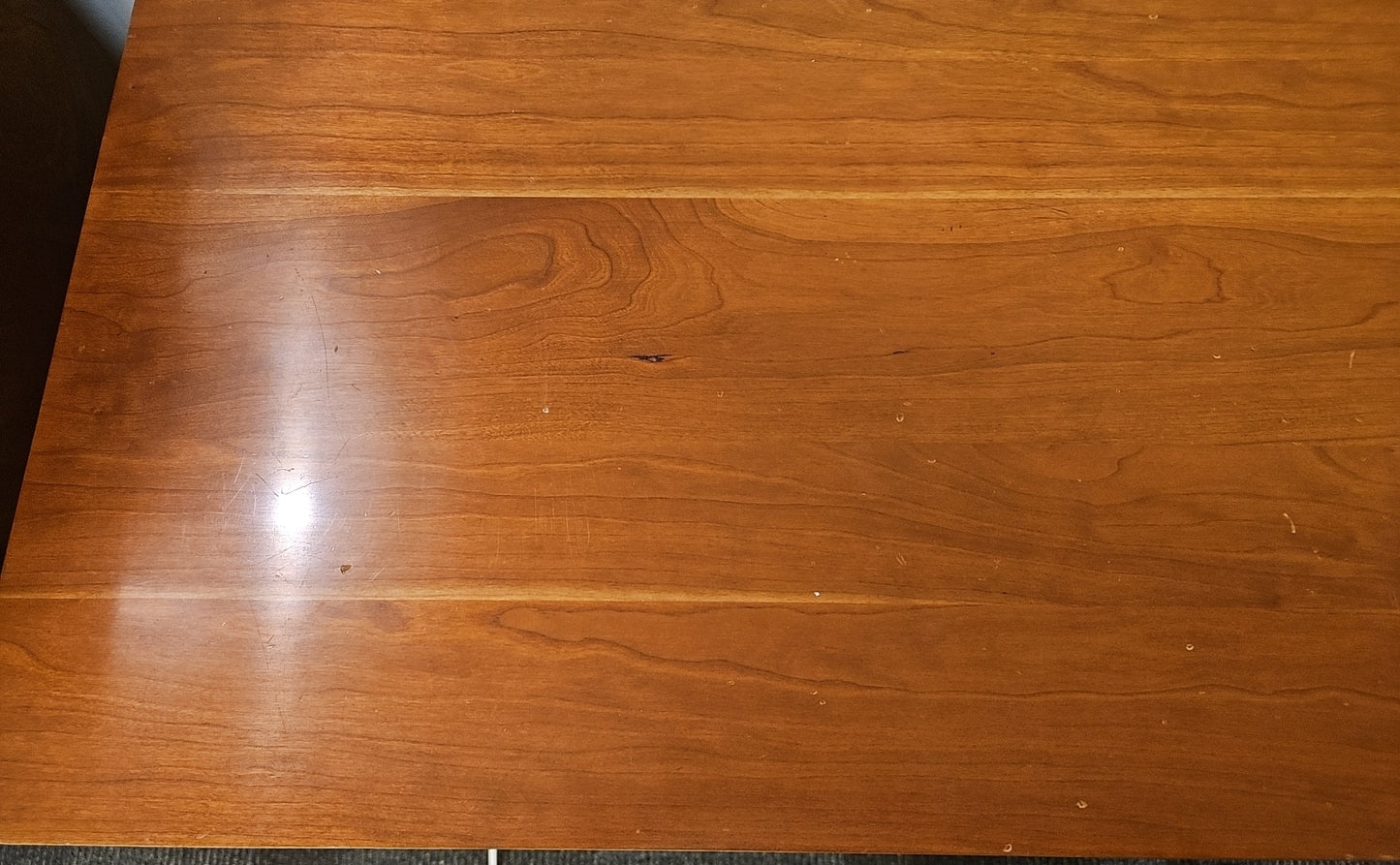 Natural Cherry 10-Drawer Dresser