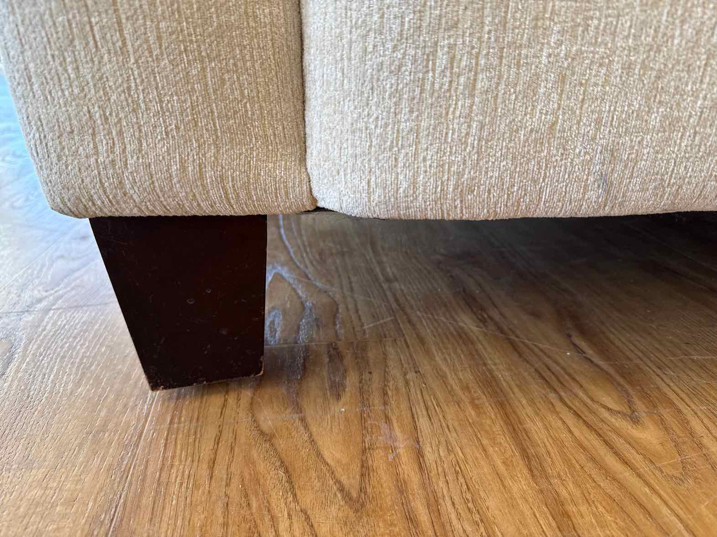 Rowe Buttercream 2-Seat Sofa