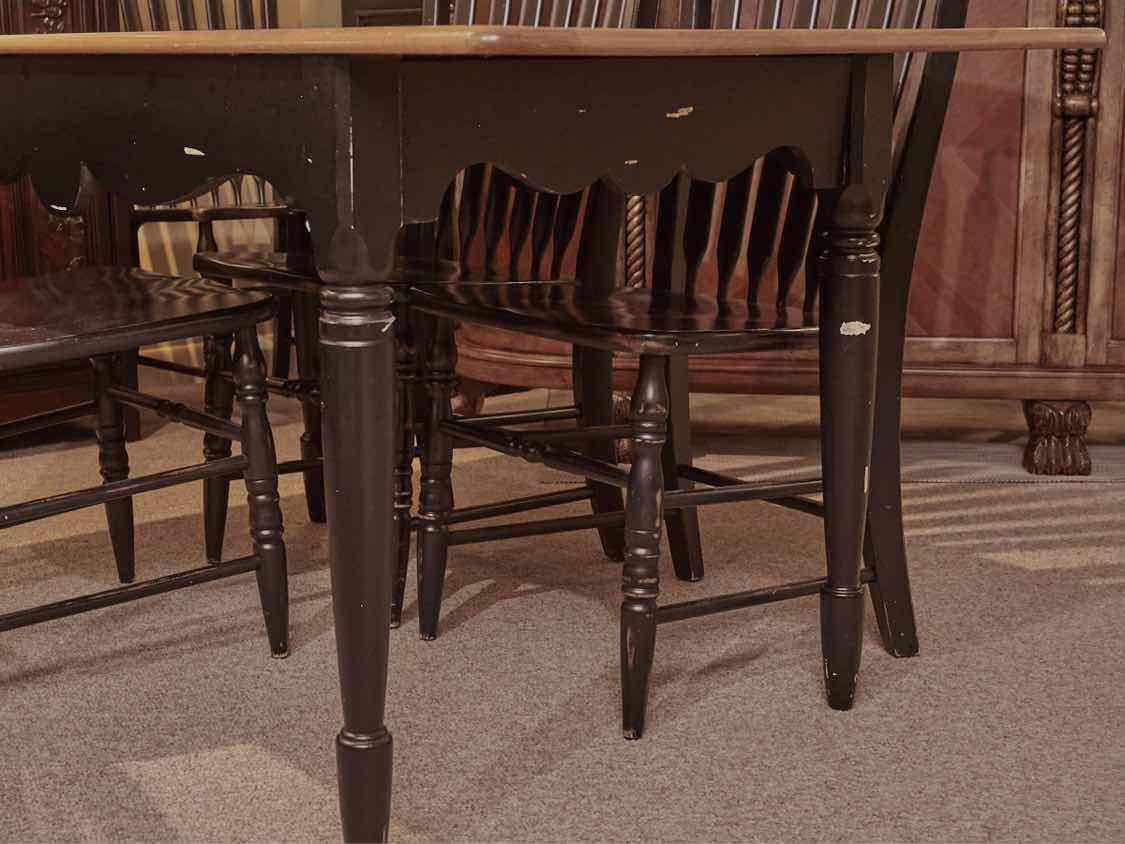 Maple Top Distressed  Black Finish Turned Legs Dining Table & 6 Chairs
