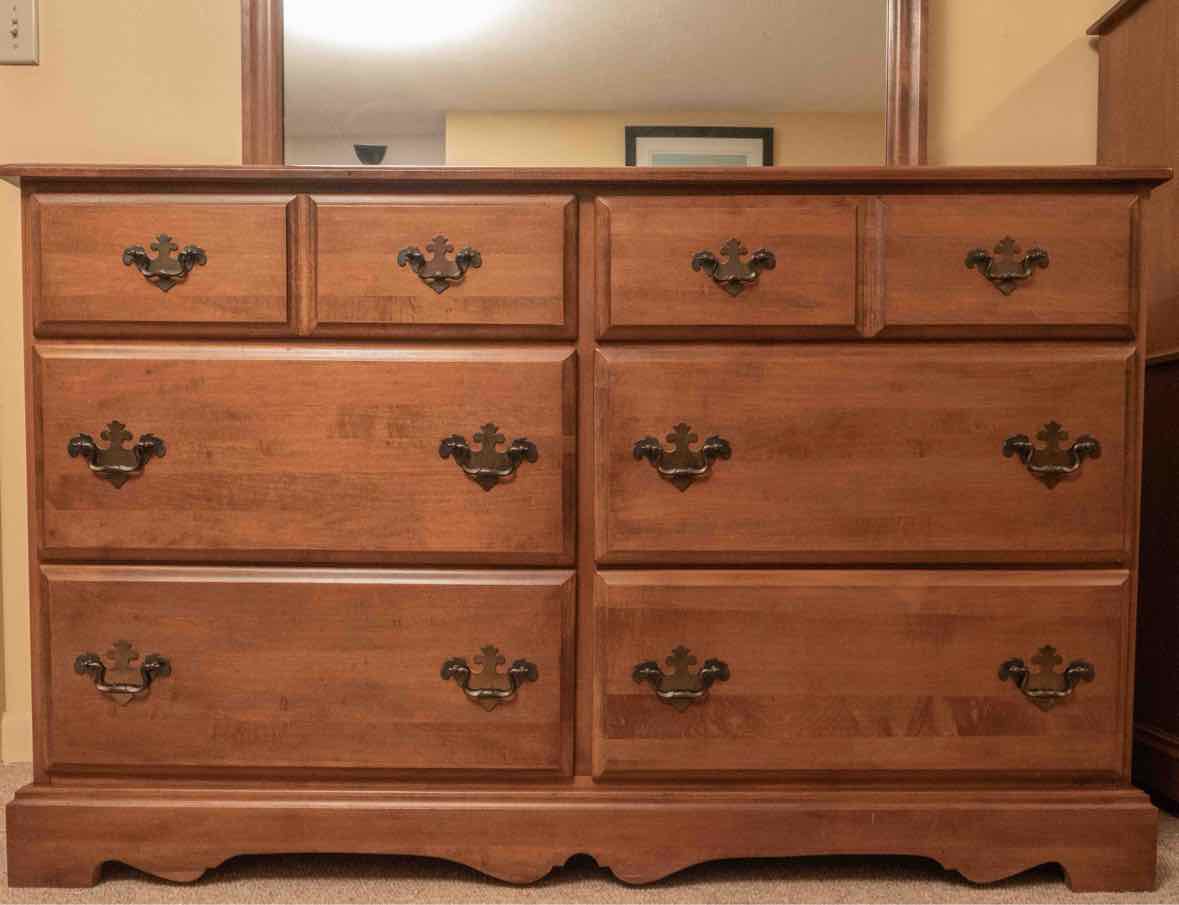 Maple 6 Drawer Dresser with Landscape Mirror & Chippendale Hardware Pulls