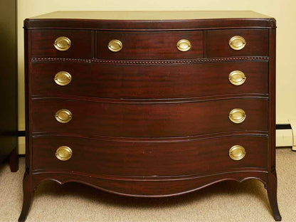 Manson's Solid Mahogany Serpentine 6 Drawer Chest