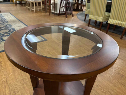 Bassett Pair of Round Side Tables