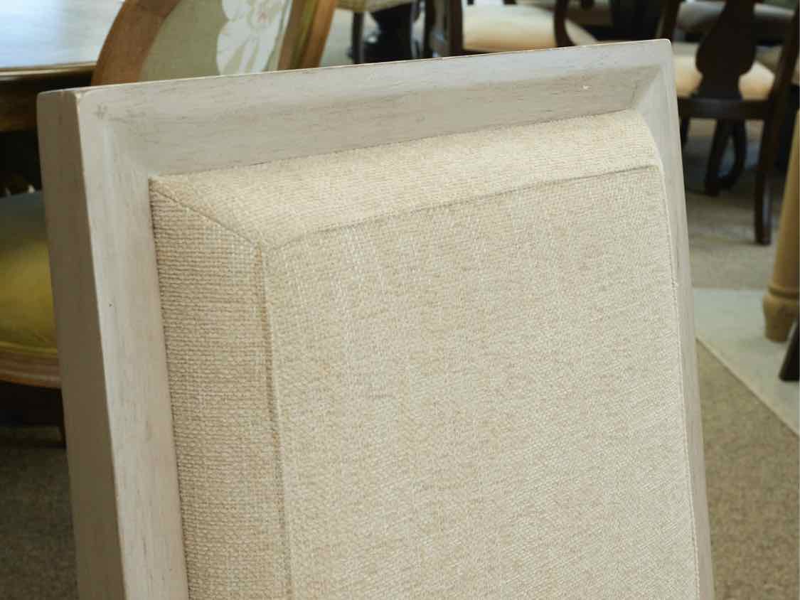 Bernhardt 'East Hampton' Round Pedestal Table & 6  Chair Sets