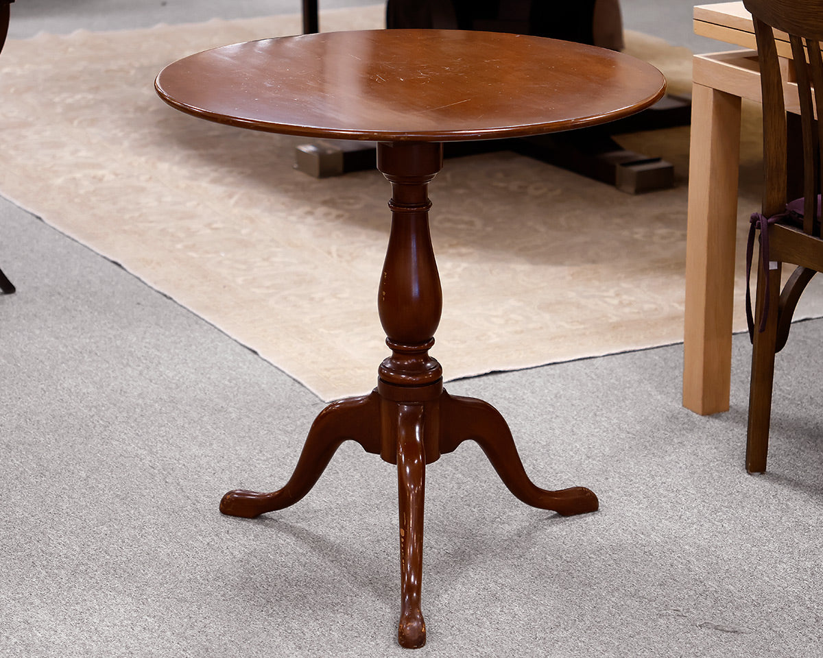 Round Mahogany Drop Down Top