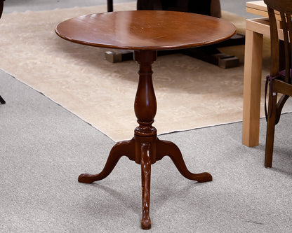 Round Mahogany Drop Down Top